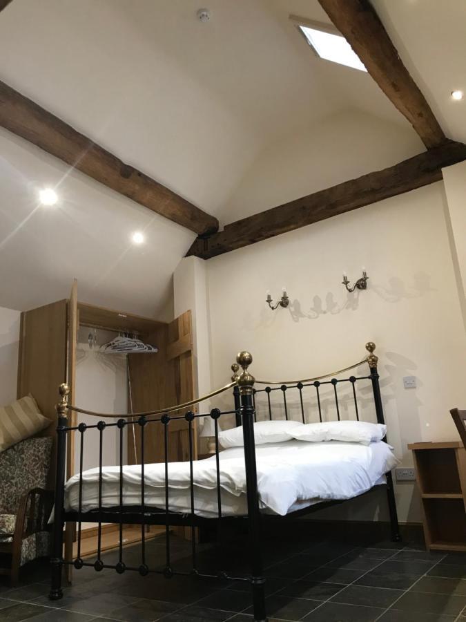 Nuneaton - Cottage - Sleeps 2 - Parking - Garden Exterior photo